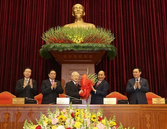 Đồng chí Nguyễn Phú Trọng tiếp tục được tín nhiệm bầu giữ chức Tổng Bí thư